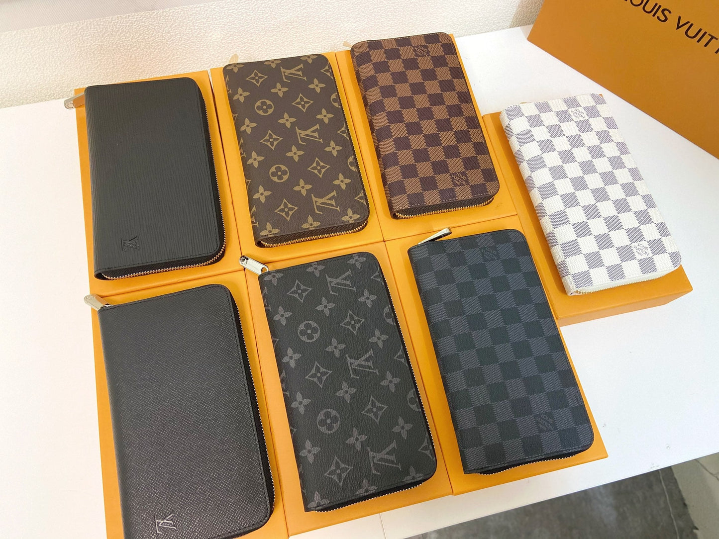 【ルイヴィトン】Zippy大容量財布 今だけ限定販売 話題の人気モデル